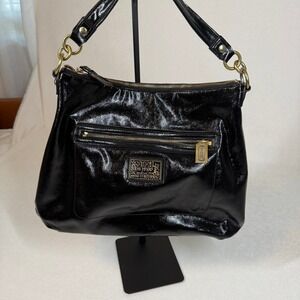 Coach Poppy Black Patent Leather Hobo Shoulder Bag Gold Hardware